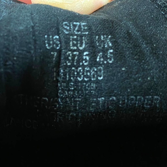 DKNY Baylee Black Leather Patchwork Slip On Sneaker Wm Sz 7 - Picture 7 of 10